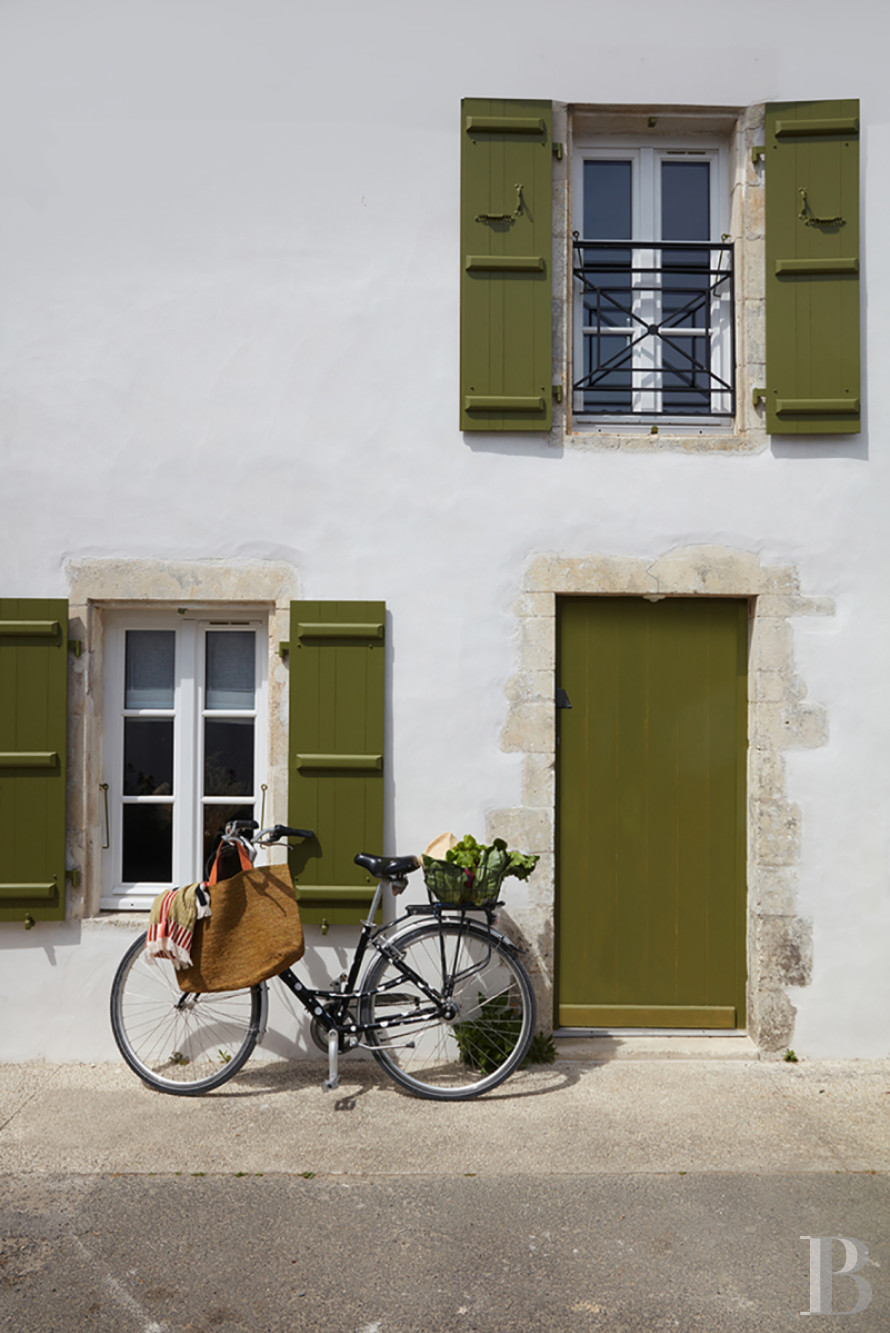 A former farm hamlet transformed into four guest houses on the Ile de Ré - photo  n°2