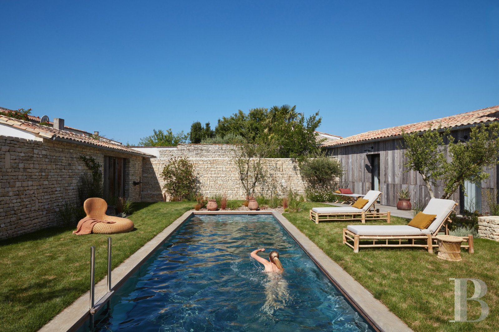 A former farm hamlet transformed into four guest houses on the Ile de Ré - photo  n°53