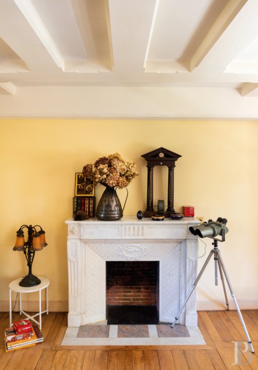 A manor house surrounded parkland and crossed by the River Sauldre in Romorantin, in the Sologne region - photo  n°33