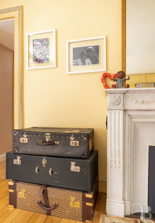 A manor house surrounded parkland and crossed by the River Sauldre in Romorantin, in the Sologne region - photo  n°14