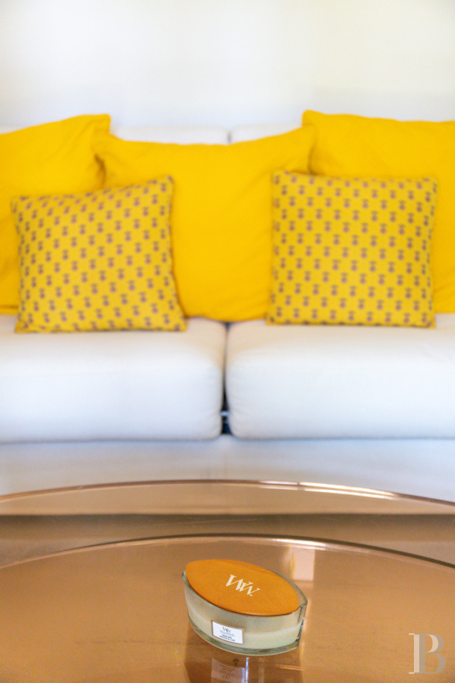 A manor house surrounded parkland and crossed by the River Sauldre in Romorantin, in the Sologne region - photo  n°32