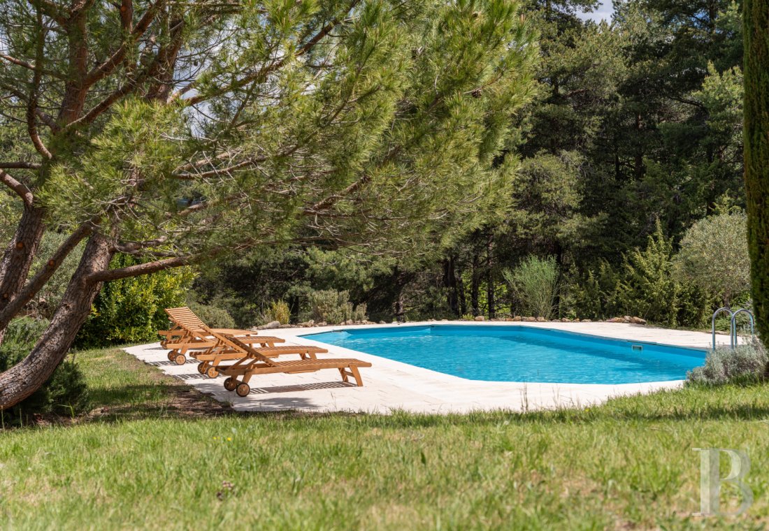 immobilier chateaux paca   - 24