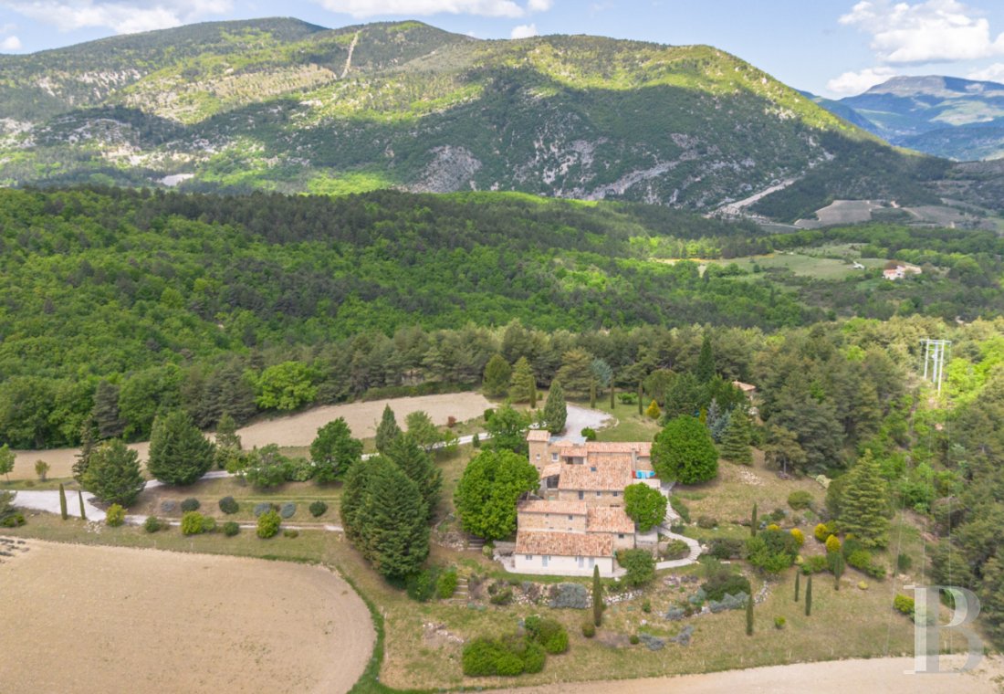 immobilier chateaux paca   - 1