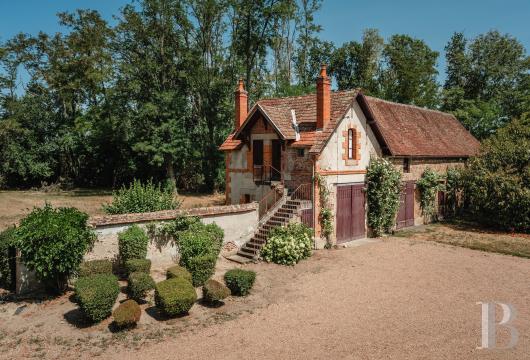 chateaux a vendre auvergne   - 18