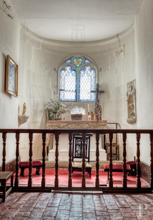 chateaux a vendre auvergne   - 17