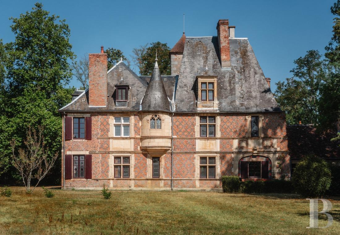 chateaux a vendre auvergne   - 2