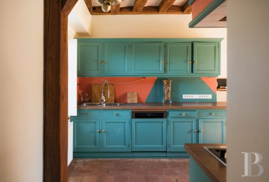 character properties France center val de loire   - 4