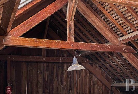 character properties France center val de loire   - 9