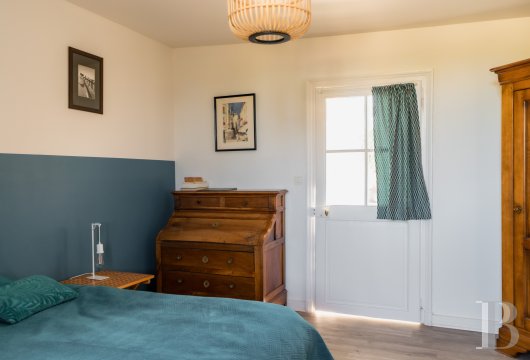 character properties France center val de loire   - 9