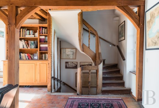 character properties France center val de loire   - 12