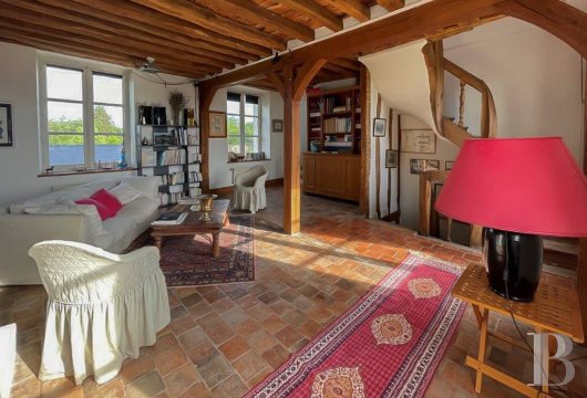 character properties France center val de loire   - 5