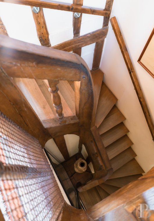 character properties France center val de loire   - 11