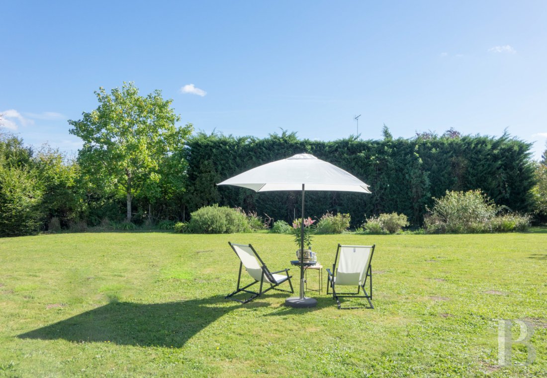 character properties France center val de loire   - 10