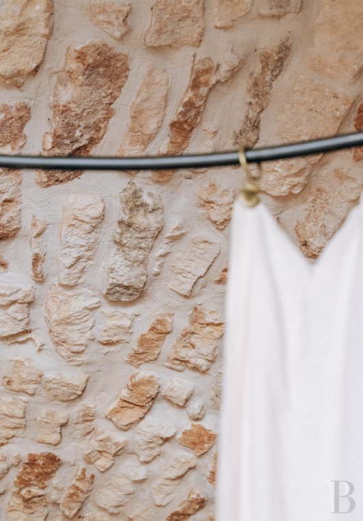 A former 18th-century silkworm farm overlooking the Luberon as far as Mount Ventoux, in Ménerbes, in the Vaucluse department - photo  n°27