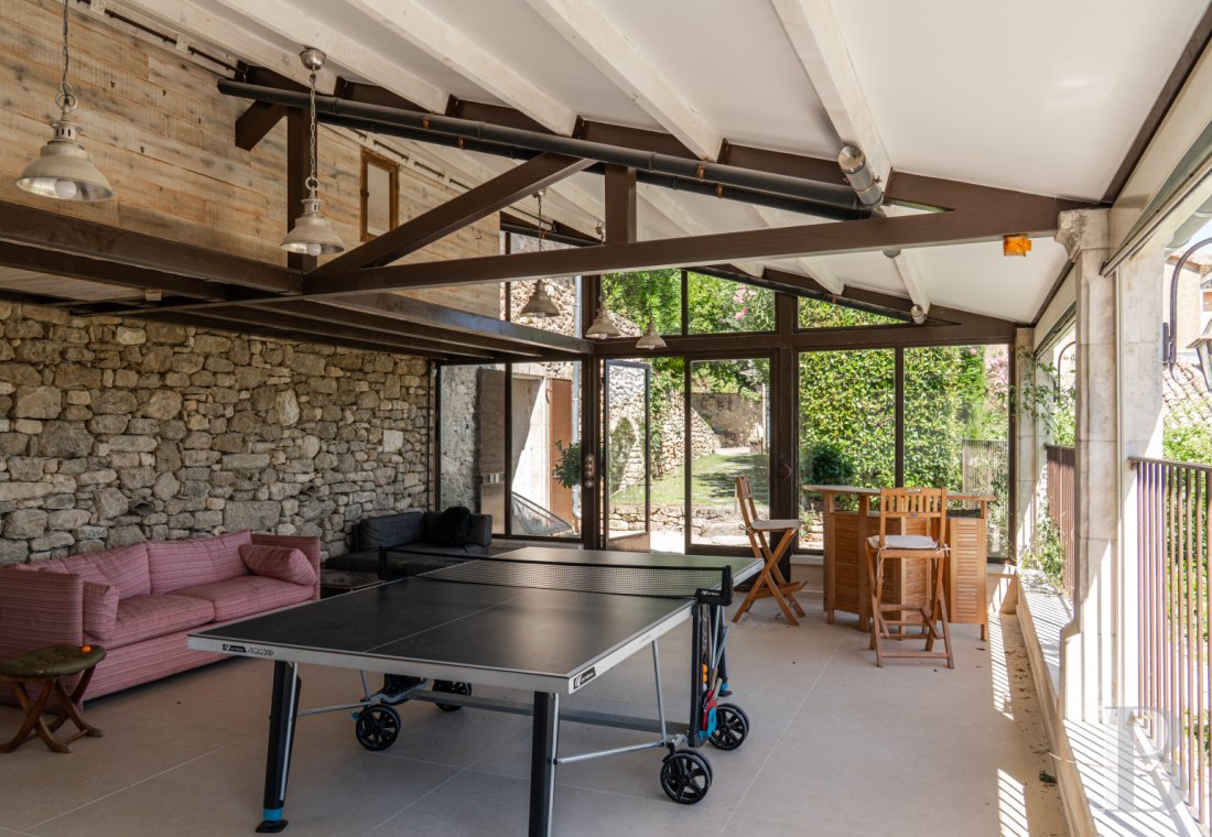 A former 18th-century silkworm farm overlooking the Luberon as far as Mount Ventoux, in Ménerbes, in the Vaucluse department - photo  n°36