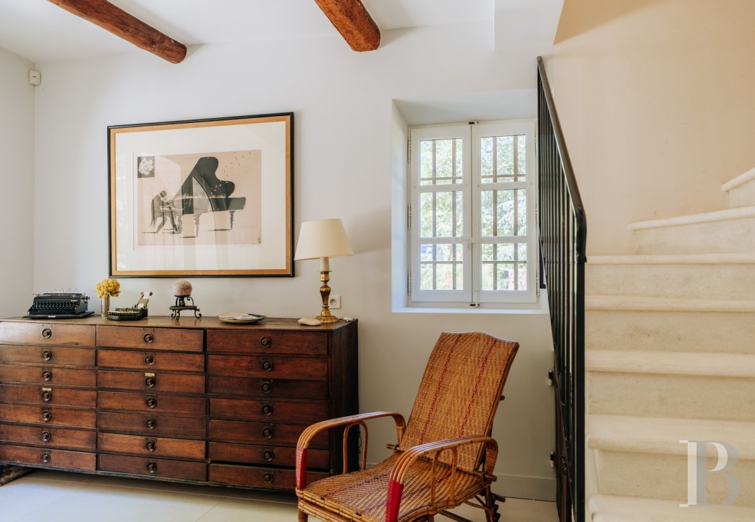 A former 18th-century silkworm farm overlooking the Luberon as far as Mount Ventoux, in Ménerbes, in the Vaucluse department - photo  n°33