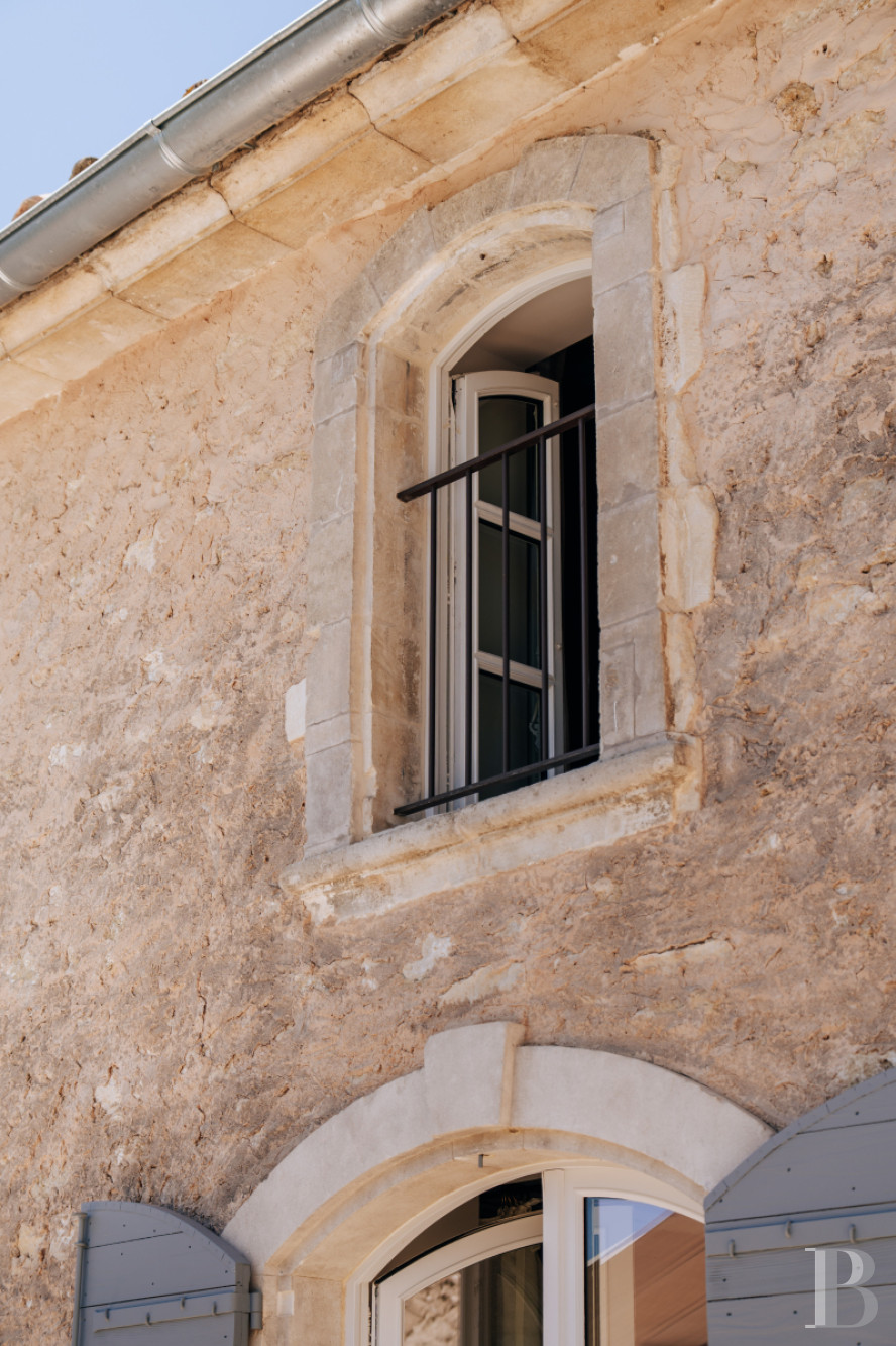 A former 18th-century silkworm farm overlooking the Luberon as far as Mount Ventoux, in Ménerbes, in the Vaucluse department - photo  n°23