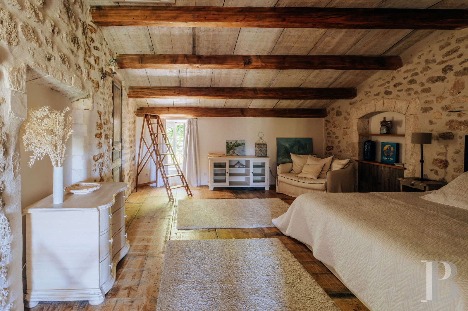 A former 18th-century silkworm farm overlooking the Luberon as far as Mount Ventoux, in Ménerbes, in the Vaucluse department - photo  n°31