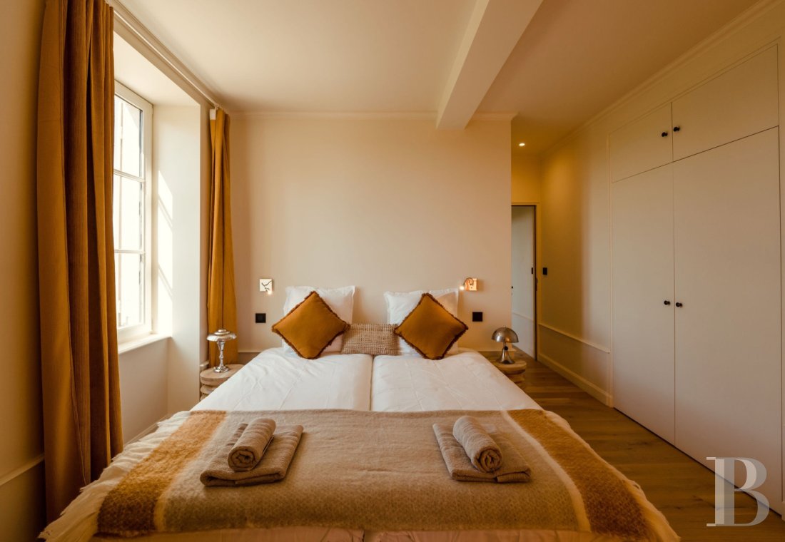 En Saône-et-Loire, dans le village de Lancharre, deux maisons du 17e siècle dans un domaine dédié à la villégiature - photo  n°14