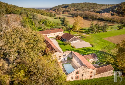 midi-pyrenees - An events venue estate, with three buildings on 12 hectares of land,  nestled within the Comminges region in the Haute-Garonne department, approximately one hour from Toulouse