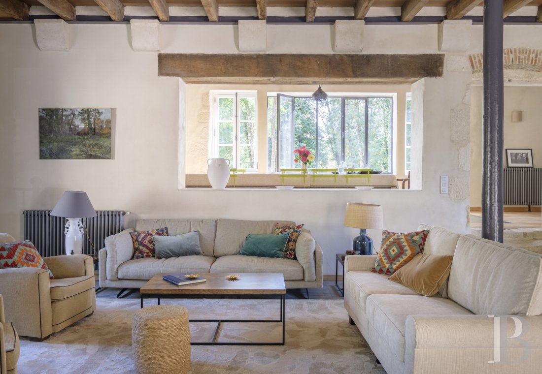 An old mill and miller's house beside a river near Argenton-sur-Creuse in the Indre department  - photo  n°20
