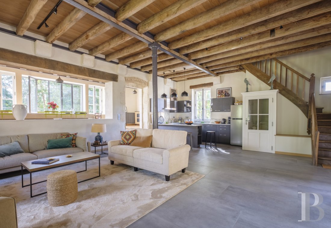 An old mill and miller's house beside a river near Argenton-sur-Creuse in the Indre department  - photo  n°15