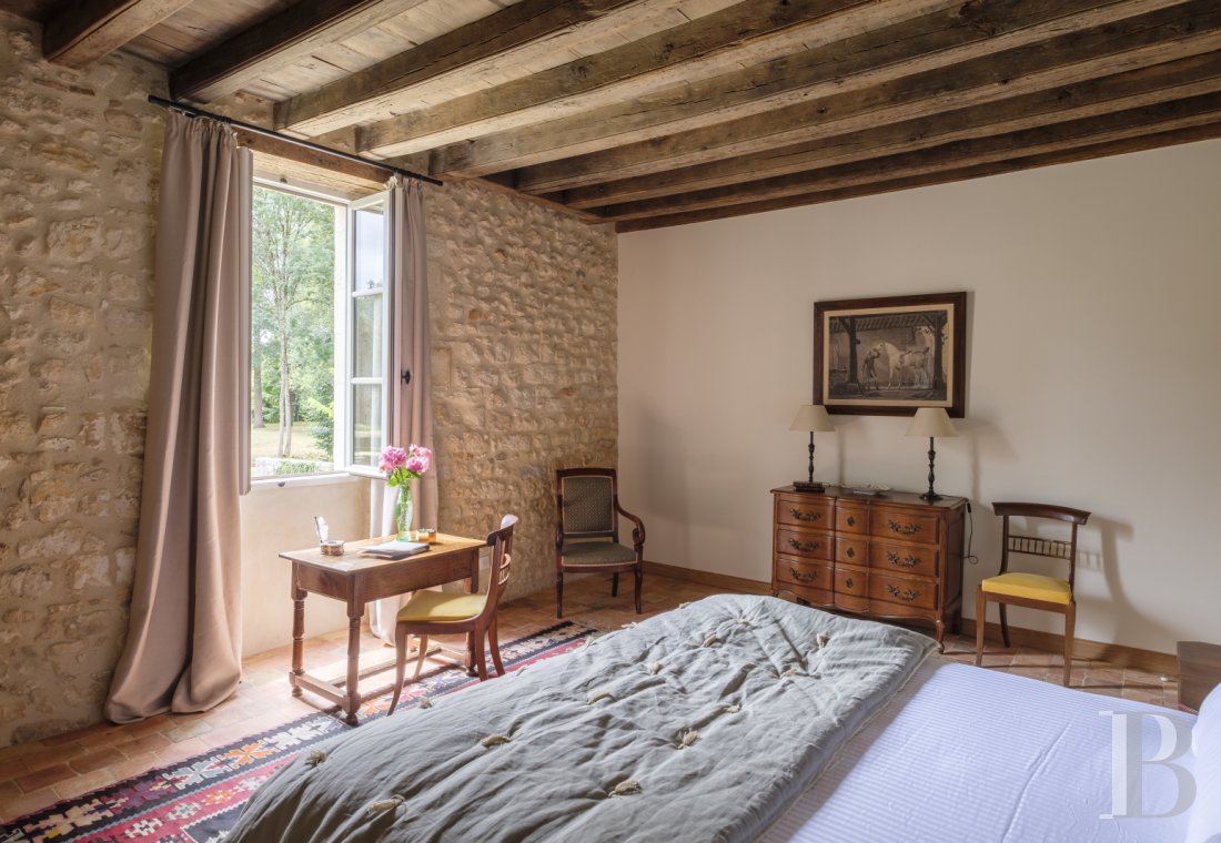 An old mill and miller's house beside a river near Argenton-sur-Creuse in the Indre department  - photo  n°9
