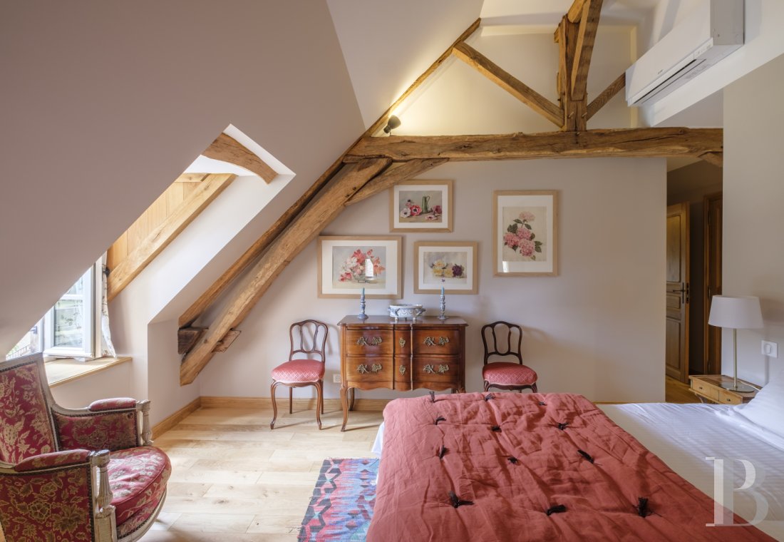 An old mill and miller's house beside a river near Argenton-sur-Creuse in the Indre department  - photo  n°11