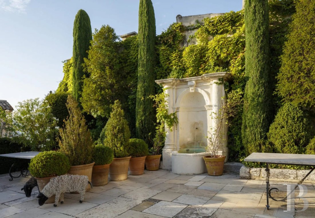 A 17th-century town house with Italian accents in Ménerbes, in the Vaucluse  - photo  n°3