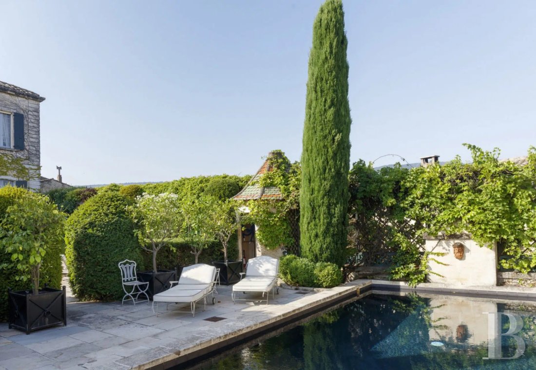 A 17th-century town house with Italian accents in Ménerbes, in the Vaucluse  - photo  n°2