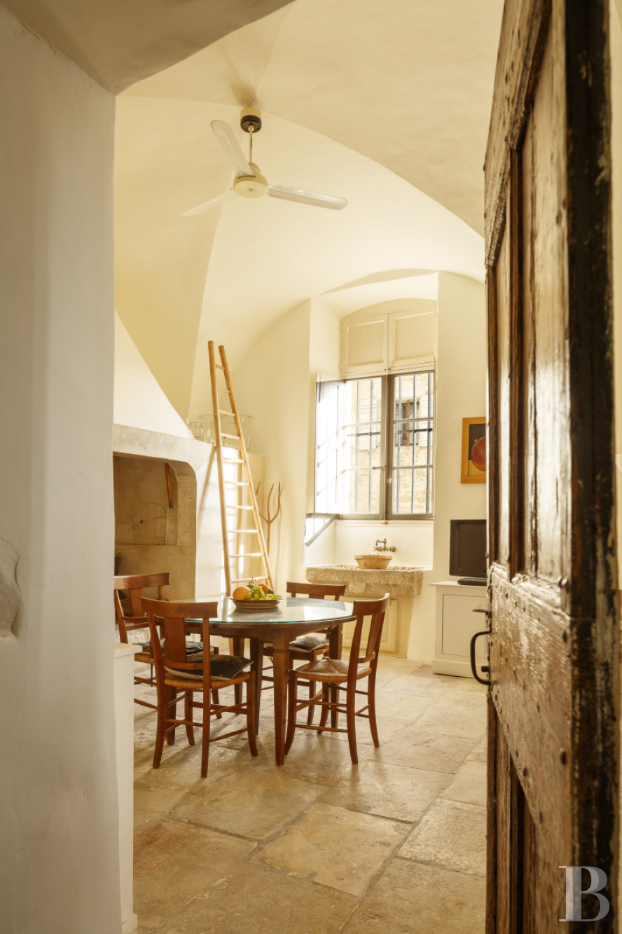 A 17th-century town house with Italian accents in Ménerbes, in the Vaucluse  - photo  n°10