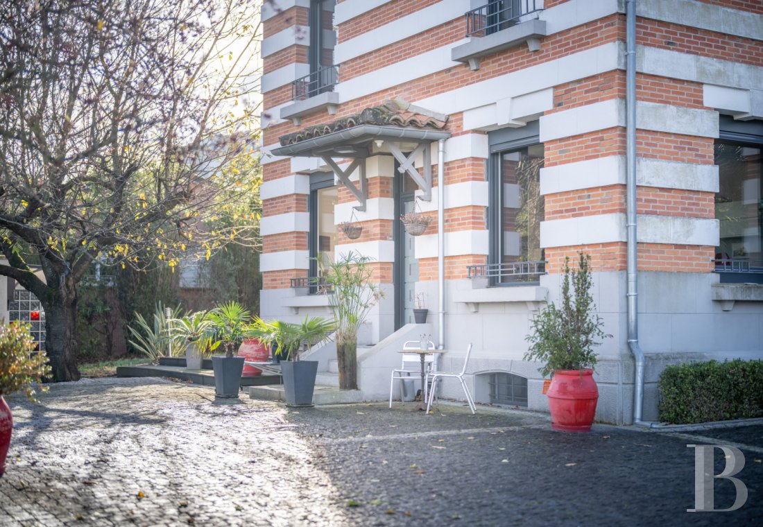 properties in town midi pyrenees   - 1