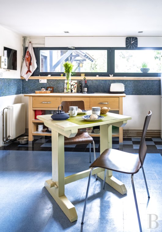 Dans les Yvelines, à Croissy-sur-Seine, une villa anglo-normande du 19e siècle en bordure du fleuve - photo  n°10