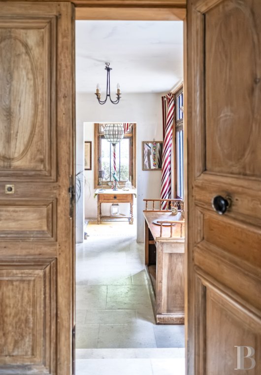 Dans les Yvelines, à Croissy-sur-Seine, une villa anglo-normande du 19e siècle en bordure du fleuve - photo  n°26