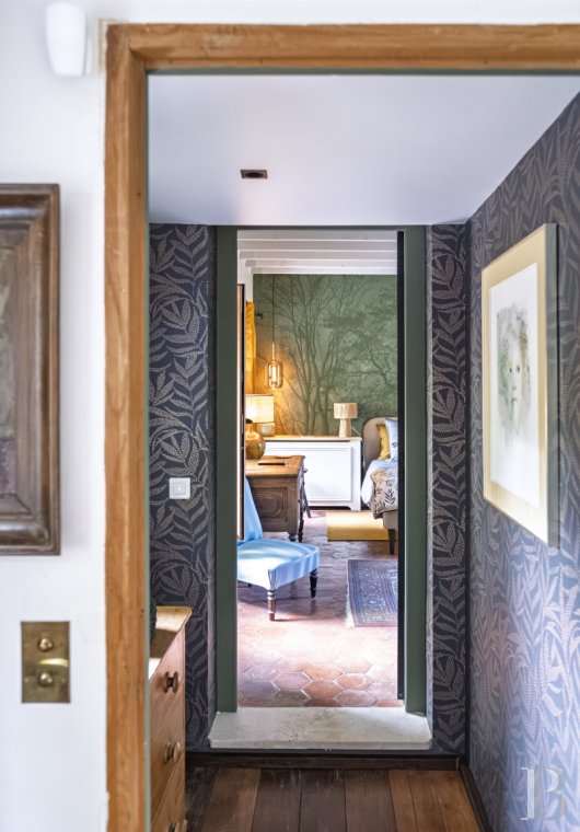 Dans les Yvelines, à Croissy-sur-Seine, une villa anglo-normande du 19e siècle en bordure du fleuve - photo  n°15