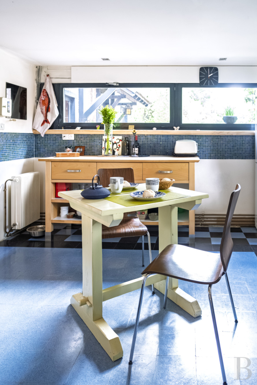 Dans les Yvelines, à Croissy-sur-Seine, une villa anglo-normande du 19e siècle en bordure du fleuve - photo  n°10