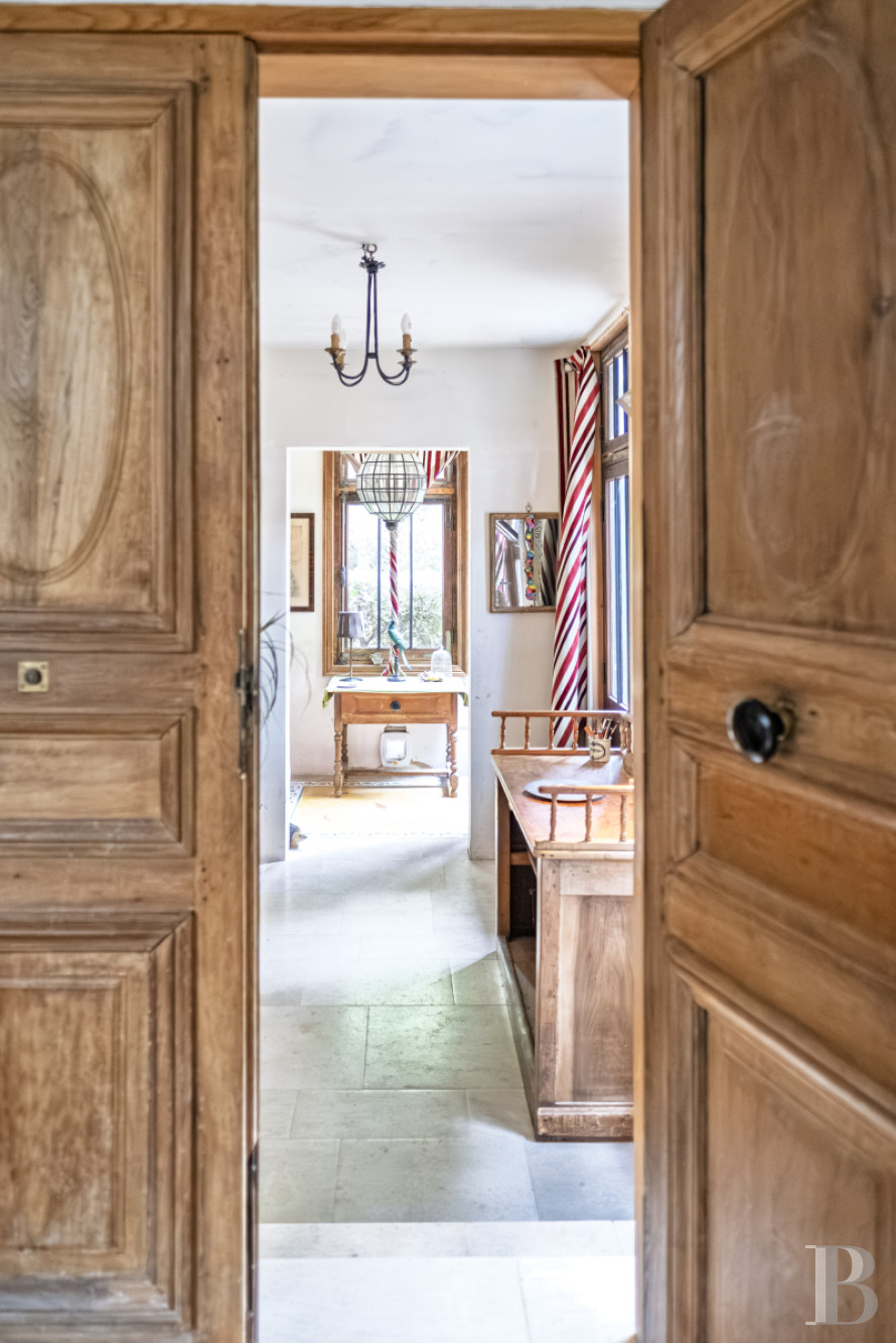 Dans les Yvelines, à Croissy-sur-Seine, une villa anglo-normande du 19e siècle en bordure du fleuve - photo  n°26