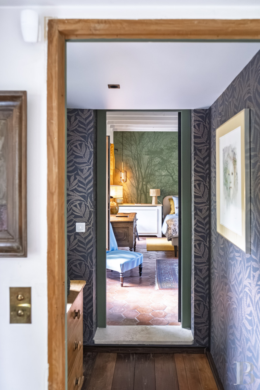 Dans les Yvelines, à Croissy-sur-Seine, une villa anglo-normande du 19e siècle en bordure du fleuve - photo  n°15