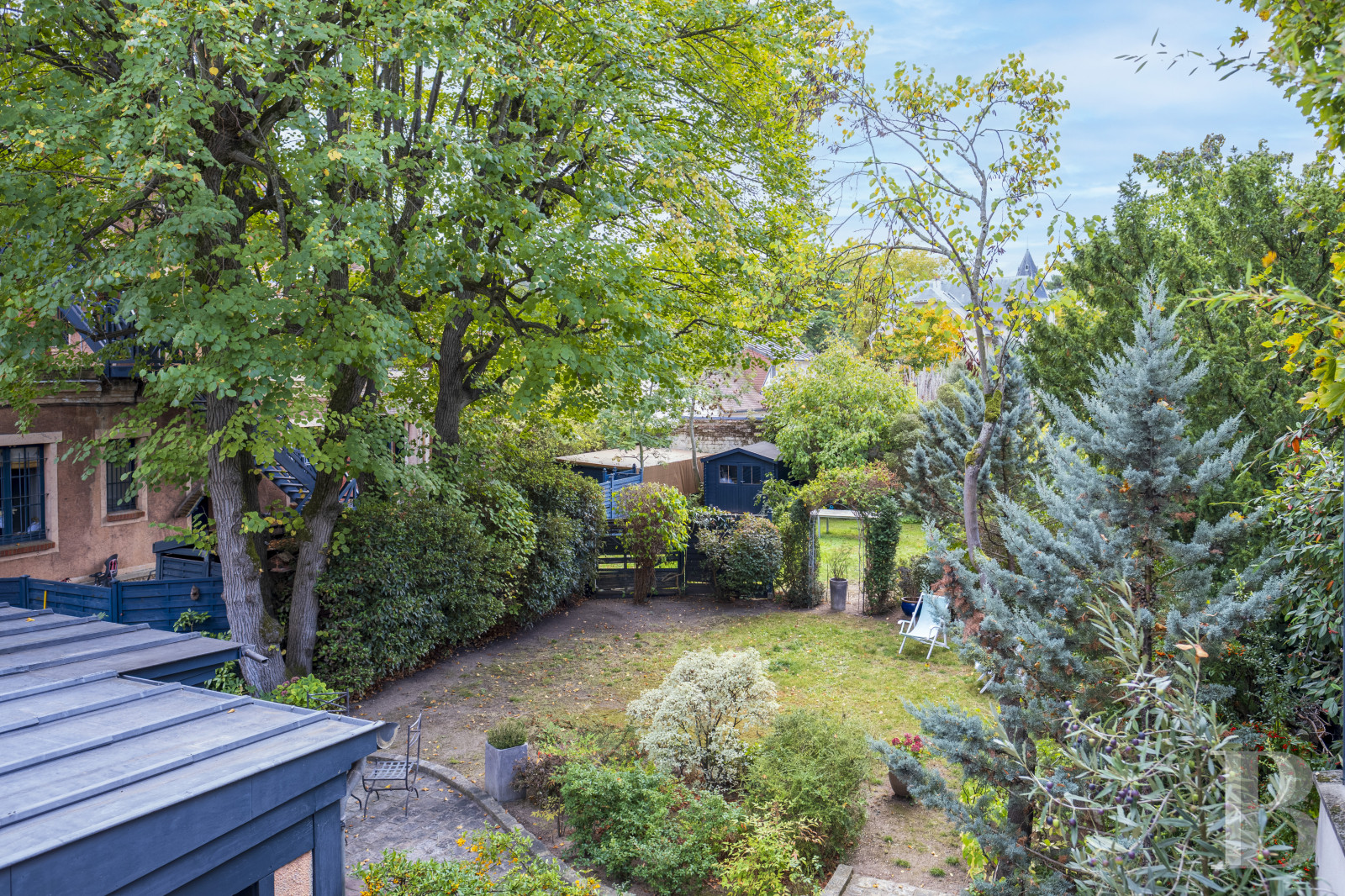 Dans les Yvelines, à Croissy-sur-Seine, une villa anglo-normande du 19e siècle en bordure du fleuve - photo  n°27