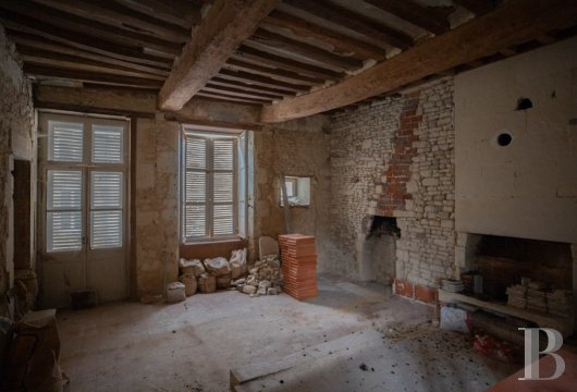 character properties France lower normandy   - 12