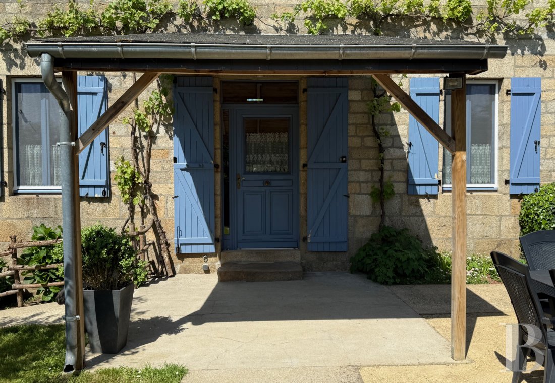 character properties France brittany   - 3