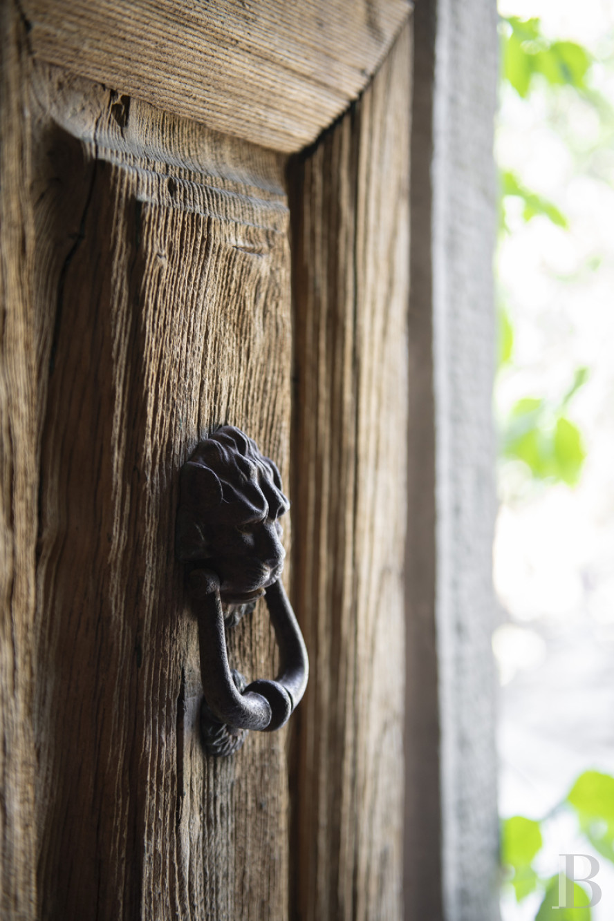 An old renovated farmhouse between Arezzo and Cortona in Tuscany  - photo  n°2