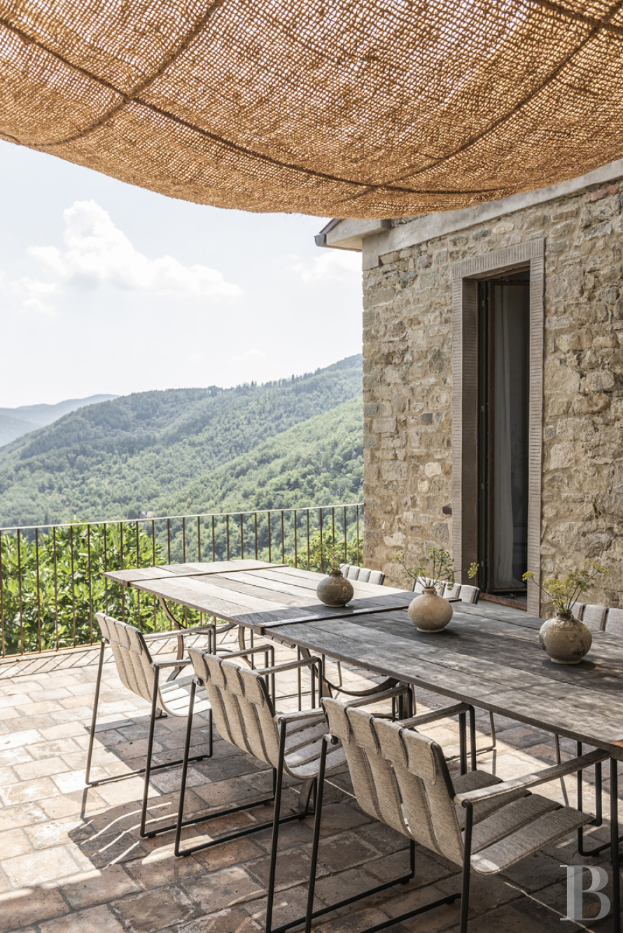 An old renovated farmhouse between Arezzo and Cortona in Tuscany  - photo  n°7