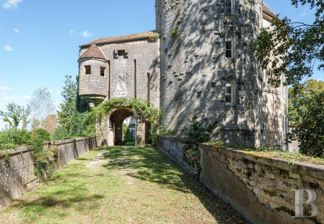 chateaux a vendre franche comte   - 4