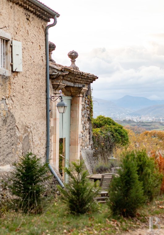 chateaux a vendre rhones alpes   - 4