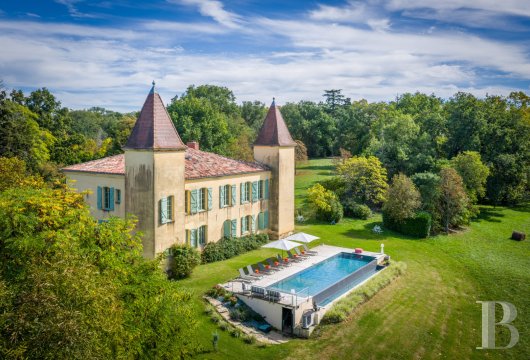 A 19th-century château surrounded by extensive grounds between Toulouse and Albi, in the Tarn department  - photo  n°2