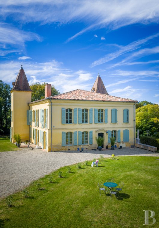 A 19th-century château surrounded by extensive grounds between Toulouse and Albi, in the Tarn department  - photo  n°24