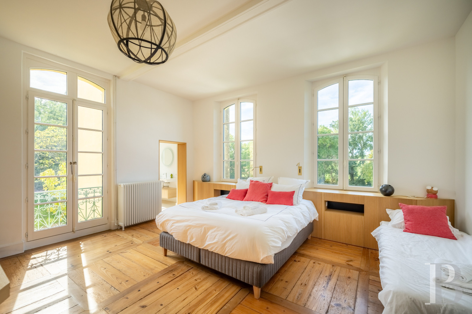 A 19th-century château surrounded by extensive grounds between Toulouse and Albi, in the Tarn department  - photo  n°14