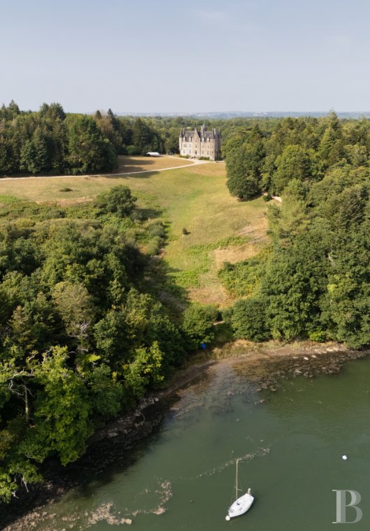 chateaux a vendre bretagne   - 23