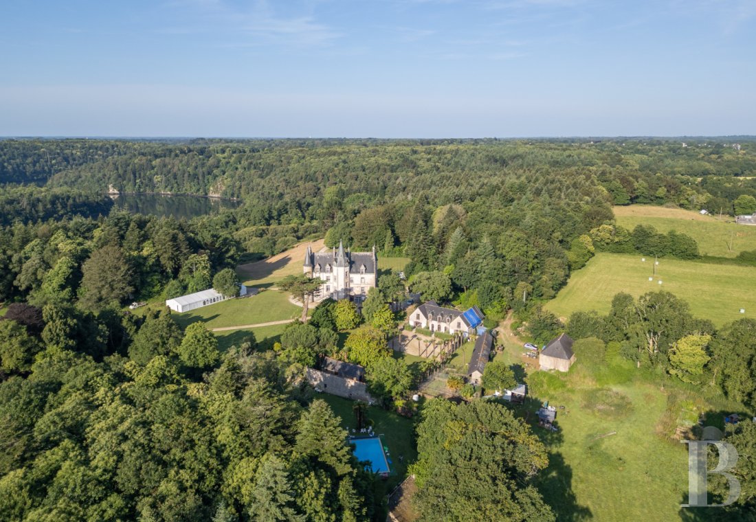 chateaux a vendre bretagne   - 1